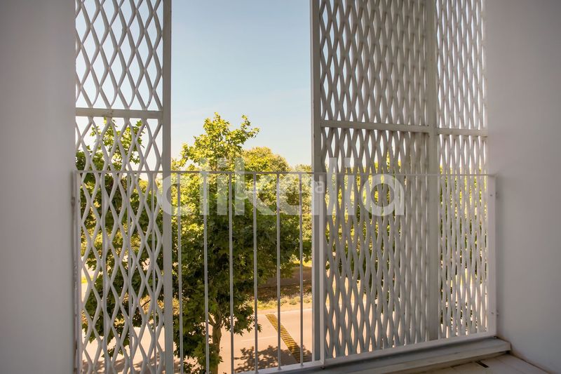 Foto cd6539f1-4126-444f-bbc6-2036b974733c. Pis amb calefacció aparcament piscina a Cuatro Vientos Madrid