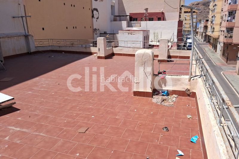 Foto 552d0acb-cea9-446a-935a-b4d893ca06a9. Casa a Centro Almería