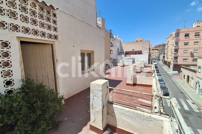 Foto 845dd1b9-2150-46ef-8243-9777964103a1. Casa a Centro Almería