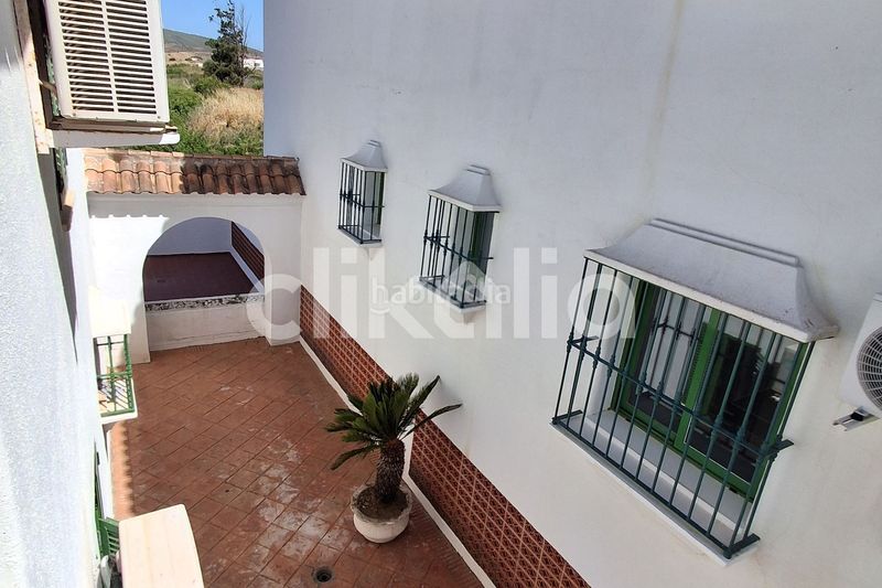 Foto ee7a4e54-e7de-4f34-97ed-530f14e9146a. Pis amb aparcament piscina a Manilva pueblo Manilva