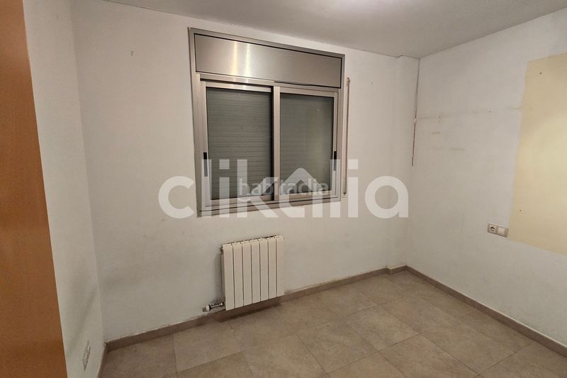 Foto bf446a44-e9f4-41e3-abad-c8d35f59055b. Pis amb calefacció aparcament a Constantí