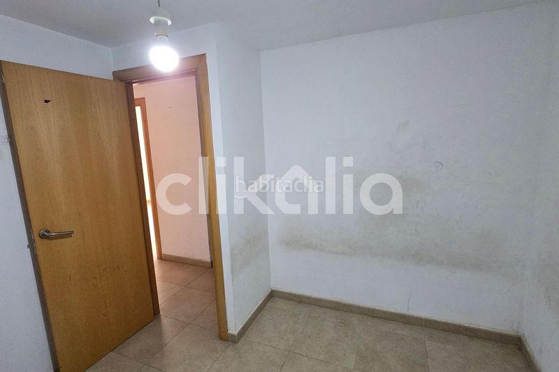 Foto eda30d21-761e-4df9-b758-d887faa575fc. Pis amb calefacció aparcament a Constantí