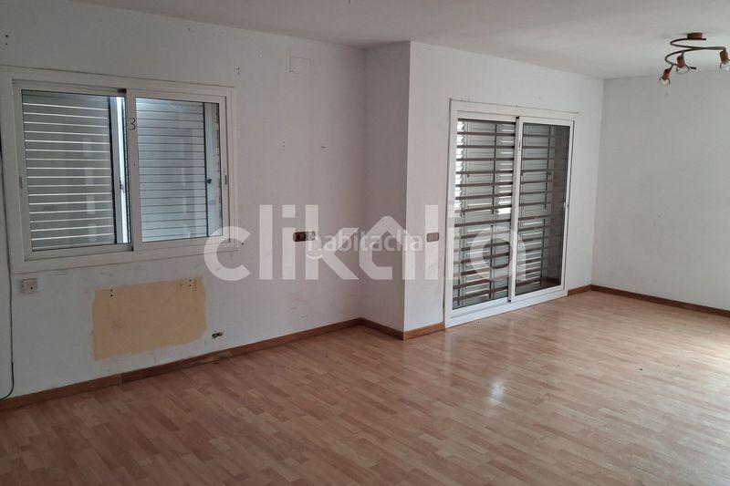 Foto dc3f4ab2-6a36-486f-bfe1-8e36a29580cb. Casa en costa Cunit - els jardins - els rosers Cunit