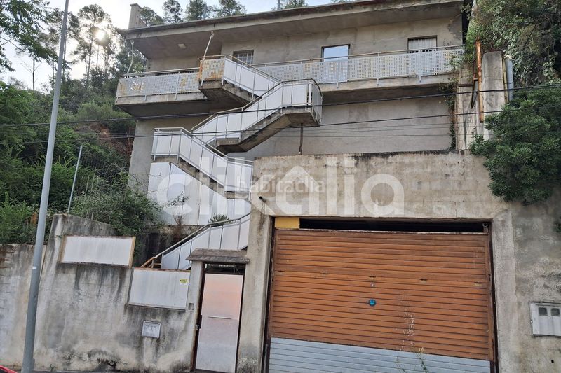 Foto a3661e33-c615-447c-aaf0-519e1483775d. Casa amb aparcament a Vallirana