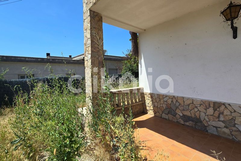 Foto 39846452-e559-48e5-819b-e177608b8b61. Casa en Sils