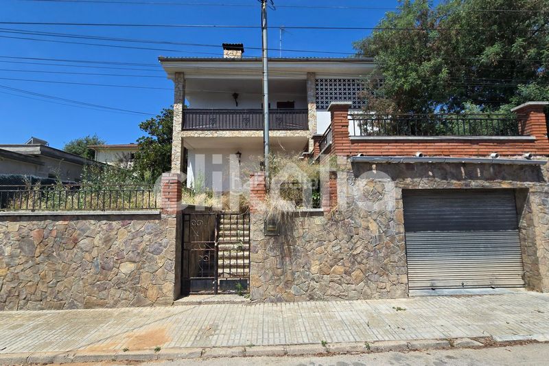 Foto d7b4823c-a411-480b-a134-5ed5dddf0d6f. Casa en Sils
