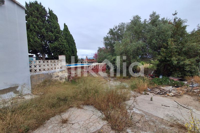Foto 07fe9a32-e266-41bc-93b0-a98fb3c78169. Casa amb piscina a Pedralba