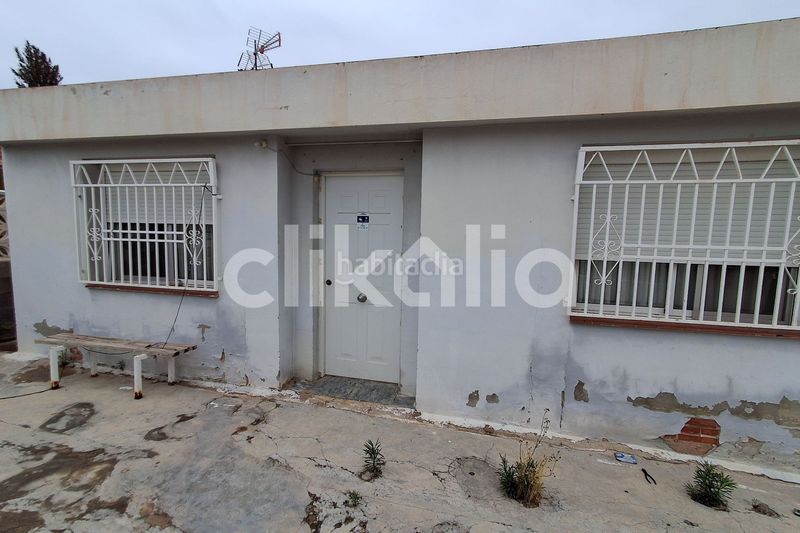 Foto 0c834b80-f7c2-4d8c-b9da-9e94827f53eb. Casa amb piscina a Pedralba