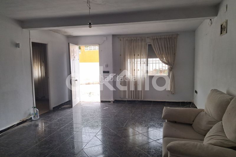 Foto 4a4c961e-bcd0-4599-afd9-1a0f205acb13. Casa amb piscina a Pedralba