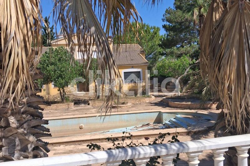 Foto 143cf93d-56b2-4c60-abc6-837519a4a00d. Casa amb piscina a La Torre Golf Torre - Pacheco
