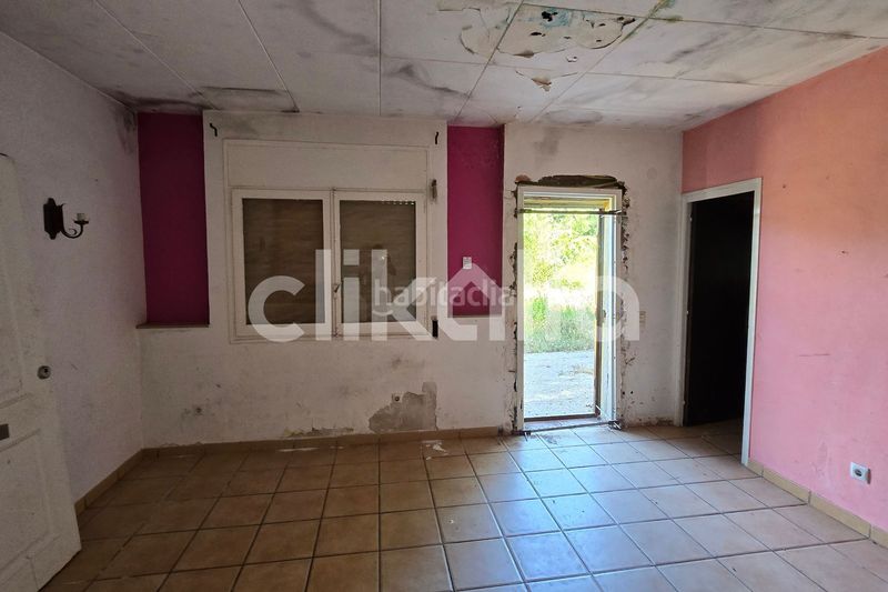 Foto e30d887c-8c18-41d6-bc64-88b613701ed6. Casa amb piscina a Alforja