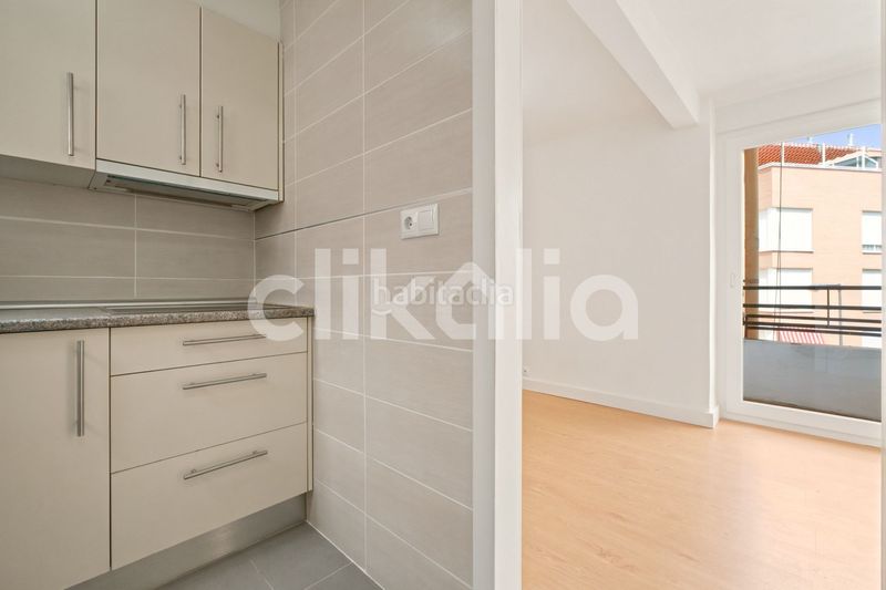 Foto 3e53645f-fe0f-4697-b445-cbe4e0fecb05. Rent flat with heating in Centro Getafe