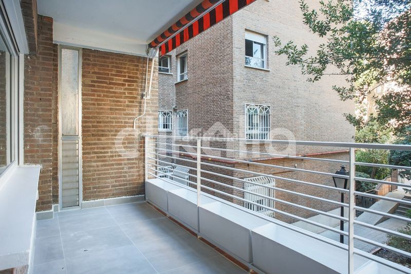 Foto 9f486a5c-23f5-45b9-848e-8f2d8fd8d3d8. Piso en Alameda de Osuna Madrid