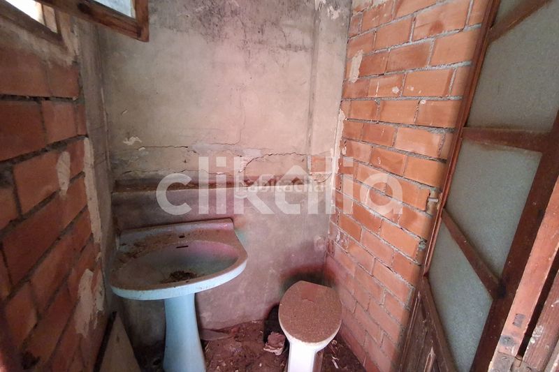 Foto 17ee707e-6953-4a49-93e4-5f32d10fb481. Casa amb aparcament a Alberic