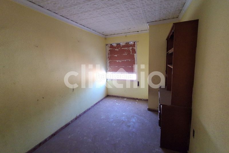 Foto 267f2da1-19bb-4ac8-aa6c-99cfb6f95569. Casa amb aparcament a Alberic