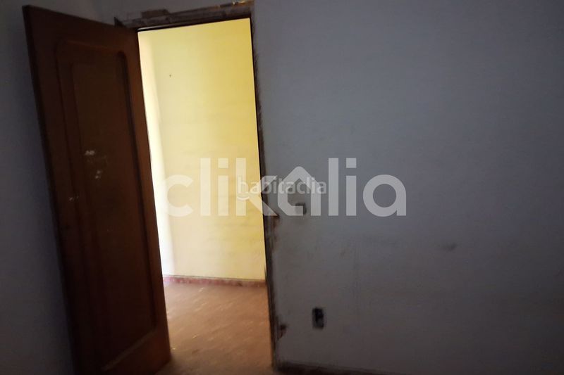 Foto 5e04f6cb-f0c4-4850-87ac-b70434f059a6. Casa amb aparcament a Alberic