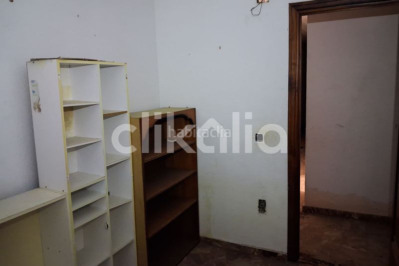 Foto c68a5c80-92aa-46ae-9aa8-df2a5a632b00. Casa amb aparcament a Alberic