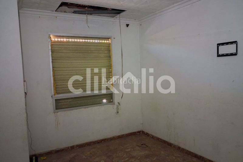 Foto db0f5f3d-de3e-4841-ac7e-dfeed873b4ac. Casa amb aparcament a Alberic