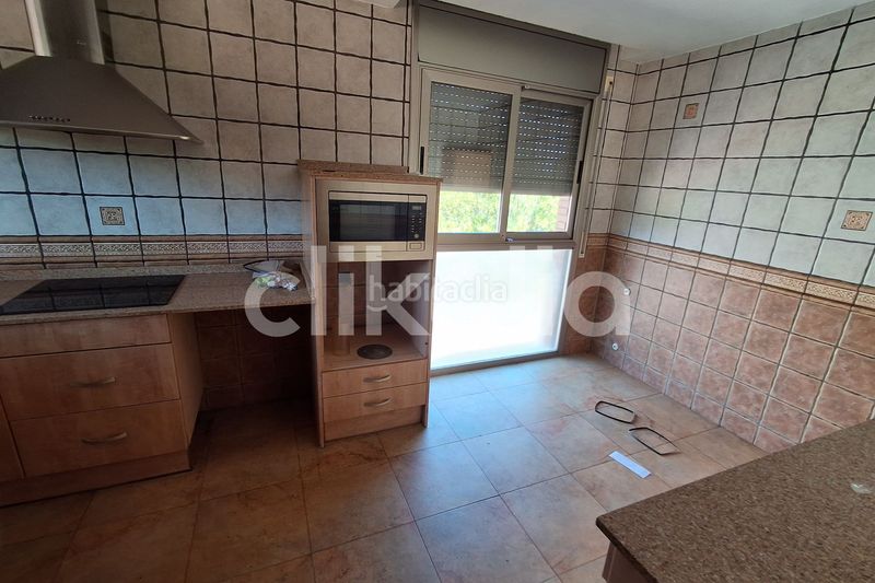 Foto 1efa45fc-d499-4ca4-b3c1-532a8a3bf302. Casa amb calefacció aparcament piscina a Querol