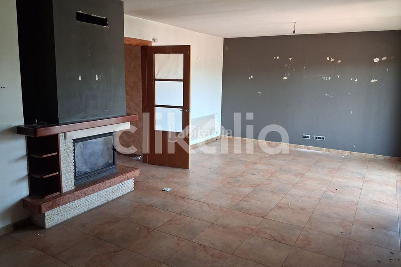 Foto 1f34c448-d97d-4108-8a1e-a52a3a52bc6e. Casa amb calefacció aparcament piscina a Querol