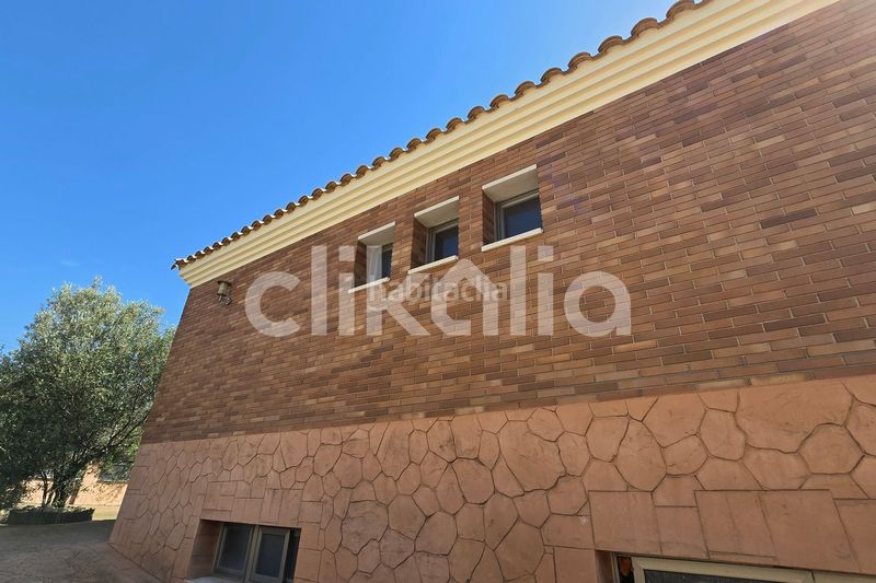 Foto 43ab03f0-a886-458a-b041-afd276788bef. Casa amb calefacció aparcament piscina a Querol