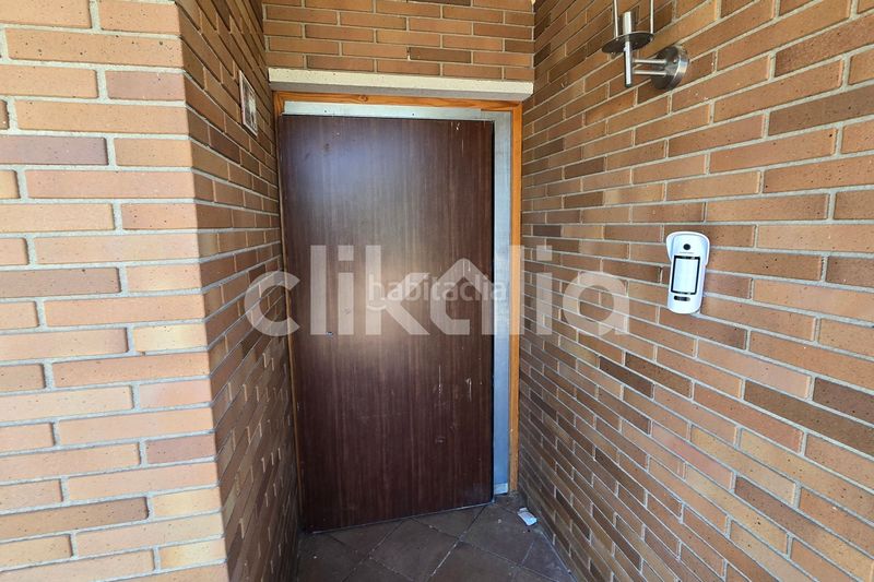 Foto 5ba9e351-b73c-42cd-87f6-e826a2f0892b. Casa amb calefacció aparcament piscina a Querol