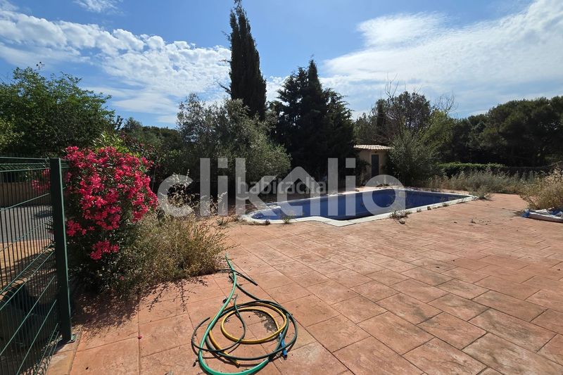 Foto 5dfe5cab-f9b6-4406-8186-d60f75f24691. Casa amb calefacció aparcament piscina a Querol