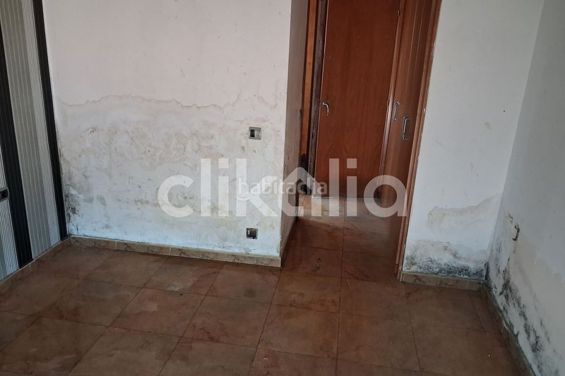 Foto 83a82204-66e2-4250-8d10-d8a709971306. Casa amb calefacció aparcament piscina a Querol