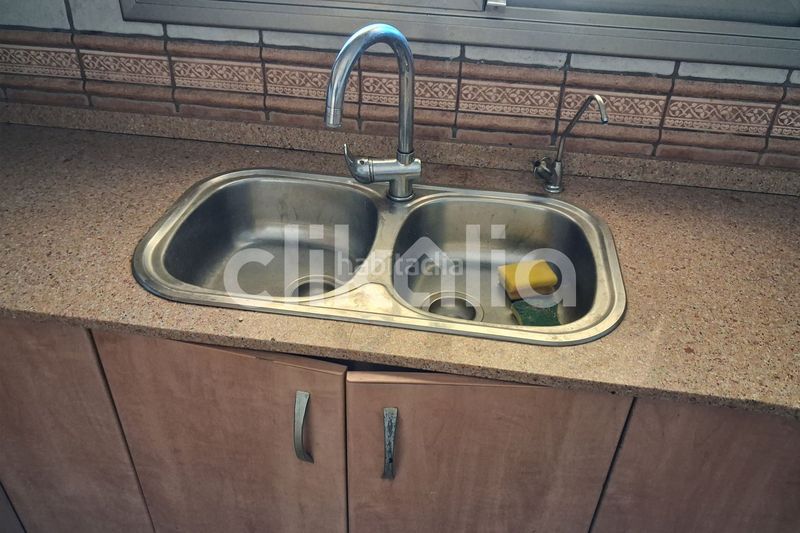 Foto b6415445-2bec-4203-9ce8-7e8675df20b4. Casa amb calefacció aparcament piscina a Querol