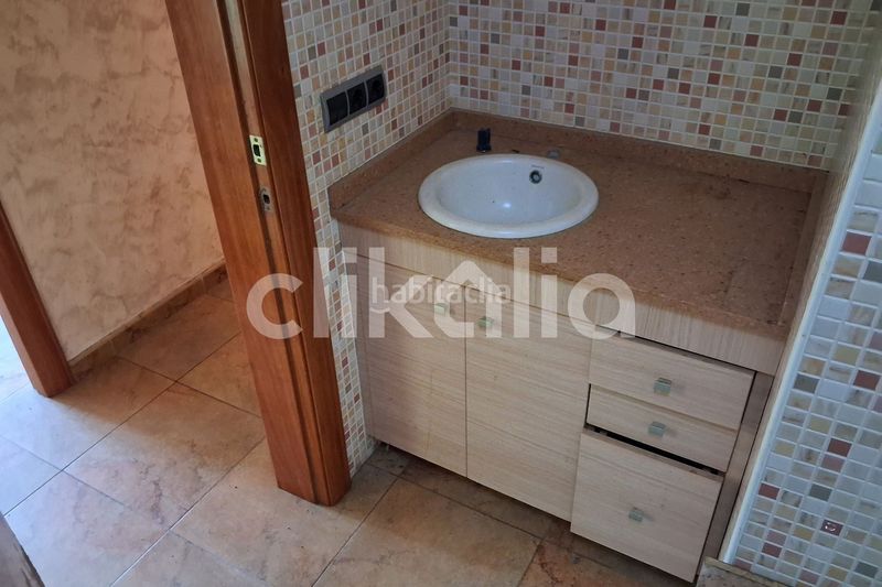 Foto c10aae5a-ff47-4c8e-be95-3c2d124011be. Casa amb calefacció aparcament piscina a Querol