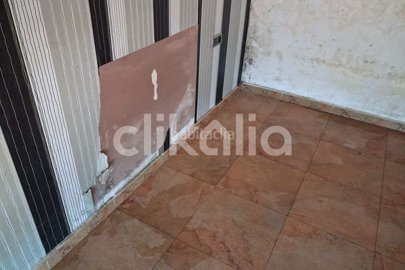Foto c2a7d118-8500-44e5-8772-c6a0263af45a. Casa amb calefacció aparcament piscina a Querol