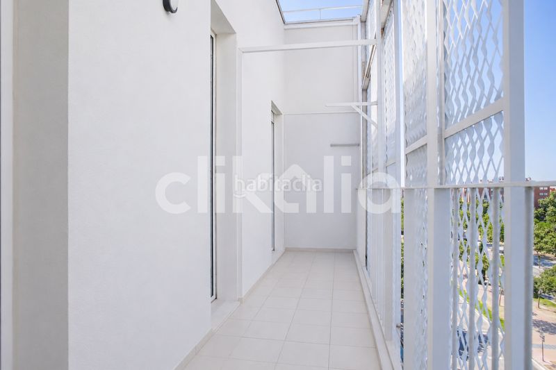 Foto ef079974-ad18-4c4e-9a51-c42e74b33fdf. Pis amb calefacció aparcament piscina a Cuatro Vientos Madrid