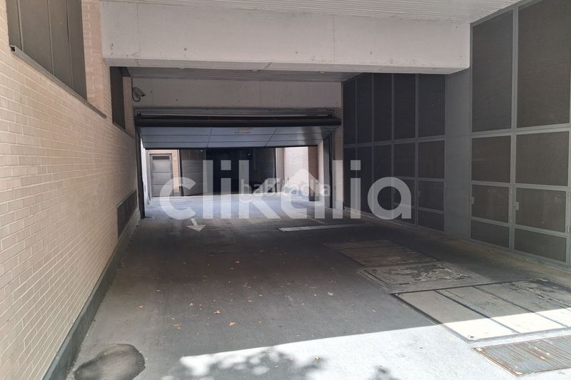 Foto b6e04131-0c1c-4357-827a-2839aaade6a1. Motorcycle parking in Norte Alcobendas