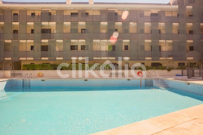 Foto ccc22fb8-8d64-4172-9759-096b4b67c51a. Pis amb calefacció aparcament piscina a Soto de Henares Torrejón de Ardoz