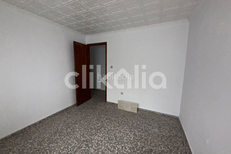 Foto 88dde196-c2d0-4956-bba3-c1ec5d8ac460. Pis a Yecla