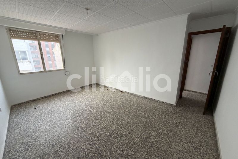 Foto d67c15e8-0077-482e-9fb1-60c6cf99f325. Pis a Yecla