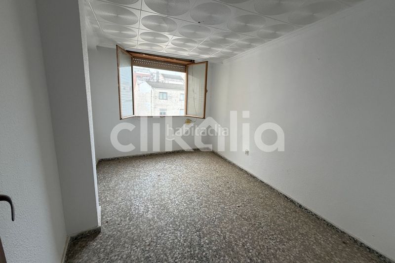 Foto fcff1d8c-e912-40b3-b793-40f385d1d1fe. Pis a Yecla