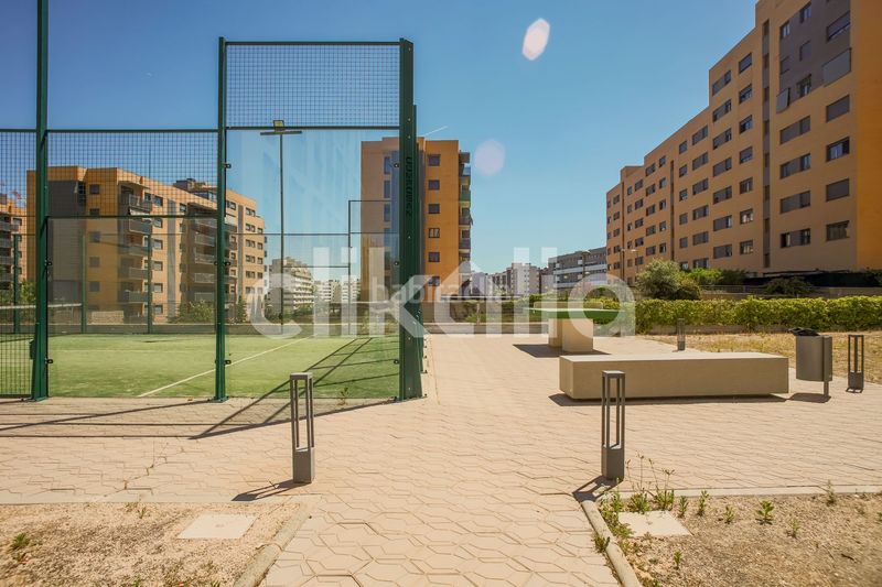 Foto 6fc844b5-1e3d-4828-bc75-4234d48d9317. Pis amb calefacció aparcament piscina a primera fase-nuevo Tres Cantos Tres Cantos