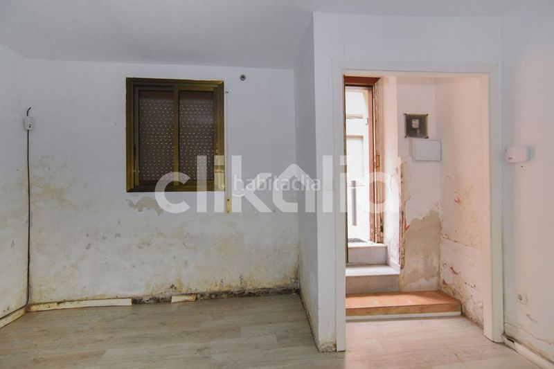 Foto a7ec71e5-1d7b-464d-bc2b-1f61b396fa2a. Casa a Roquetes Barcelona