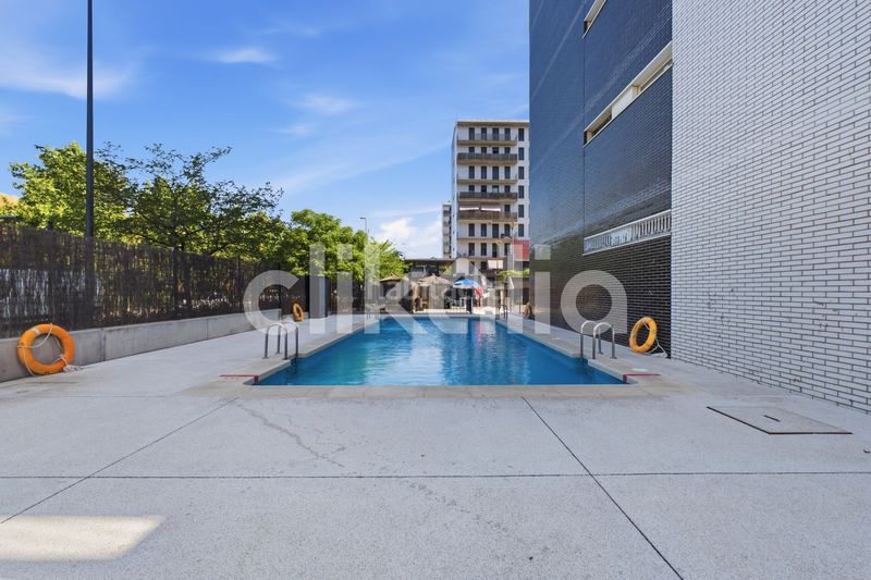 Foto b6b58e6c-307a-4085-b668-adca35a60275. Pis amb calefacció aparcament piscina a primera fase-nuevo Tres Cantos Tres Cantos