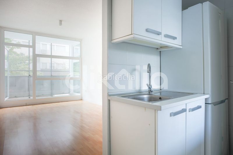 Foto f6d13230-a357-4dac-9150-7abd9fe6cb21. Pis amb calefacció aparcament piscina a Ensanche de Vallecas-La Gavia Madrid
