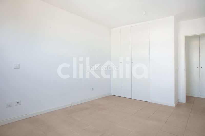 Foto 58ad46b3-1523-412c-9b11-847bd8acca18. Pis amb calefacció aparcament piscina a primera fase-nuevo Tres Cantos Tres Cantos