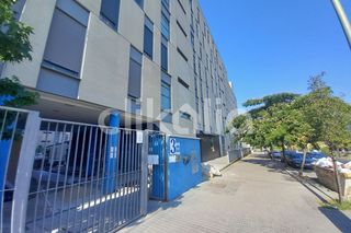 Aparcament cotxe a Prado de Santo Domingo