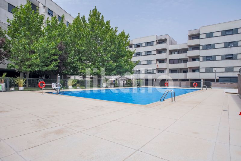 Foto c27d4cb6-2f11-4dc8-b40a-4bc9d5dbca78. Pis amb calefacció aparcament piscina a Soto de Henares Torrejón de Ardoz