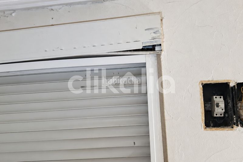 Foto a90e33c2-d47f-4bc1-b0c8-eb1a7fb08ed0. Casa adossada a Cieza