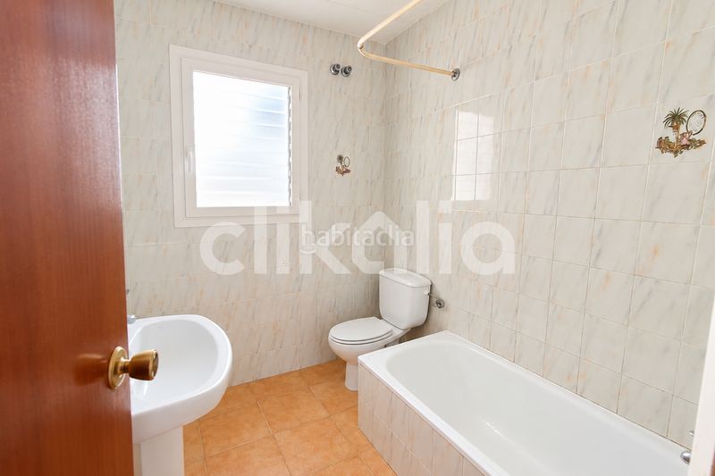 Foto 031f35e6-e8f5-4b9a-9857-f5996b2bedd4. Pis a Les Creus Pineda de Mar