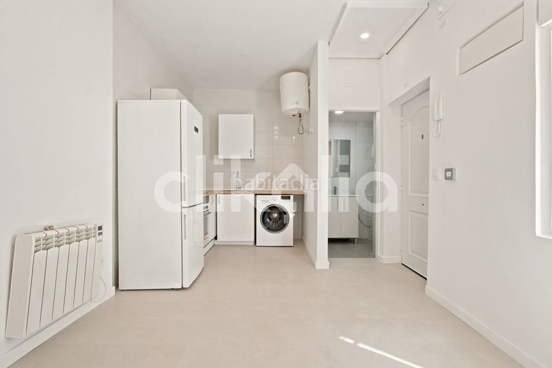 Foto d7a45d7e-c421-4e99-8c33-f3cac1bb0109. Alquiler piso en Ventas Madrid