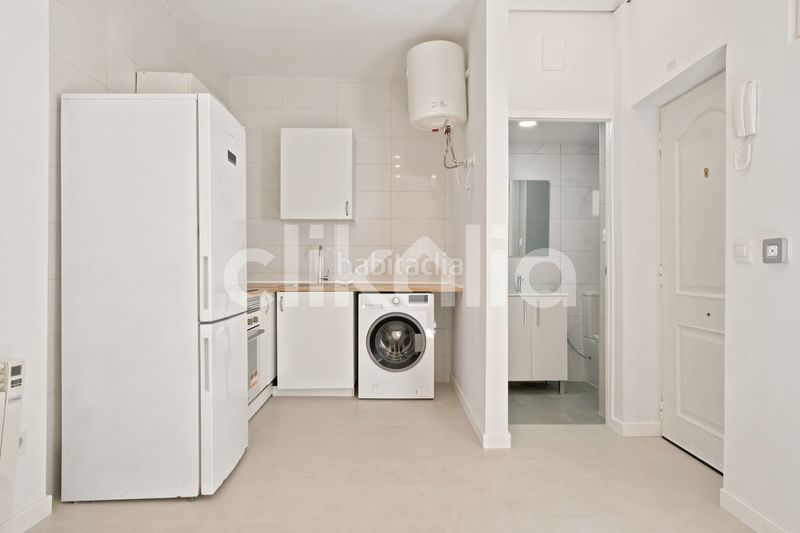 Foto e289120a-a2f0-4b0a-b5e7-d96235c24f48. Alquiler piso en Ventas Madrid