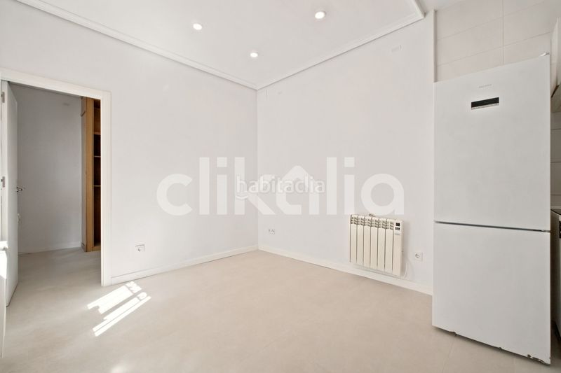 Foto e7649e09-baea-43f0-bd8b-85a193ffc435. Alquiler piso en Ventas Madrid