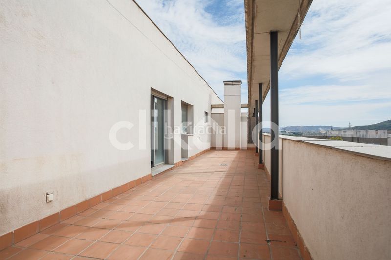 Foto a8f08c7c-524e-47ad-bc1b-b2ed4026e73c. Pis amb calefacció aparcament piscina a Soto de Henares Torrejón de Ardoz
